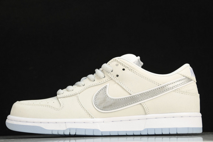 nike sb dunk low white lobster (friends and family) fd8776-100