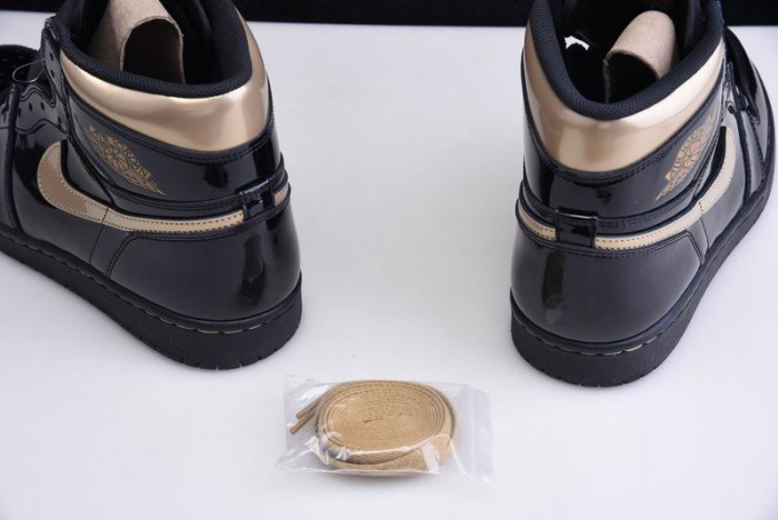 jordan 1 retro high black metallic gold (2020) - 555088-032