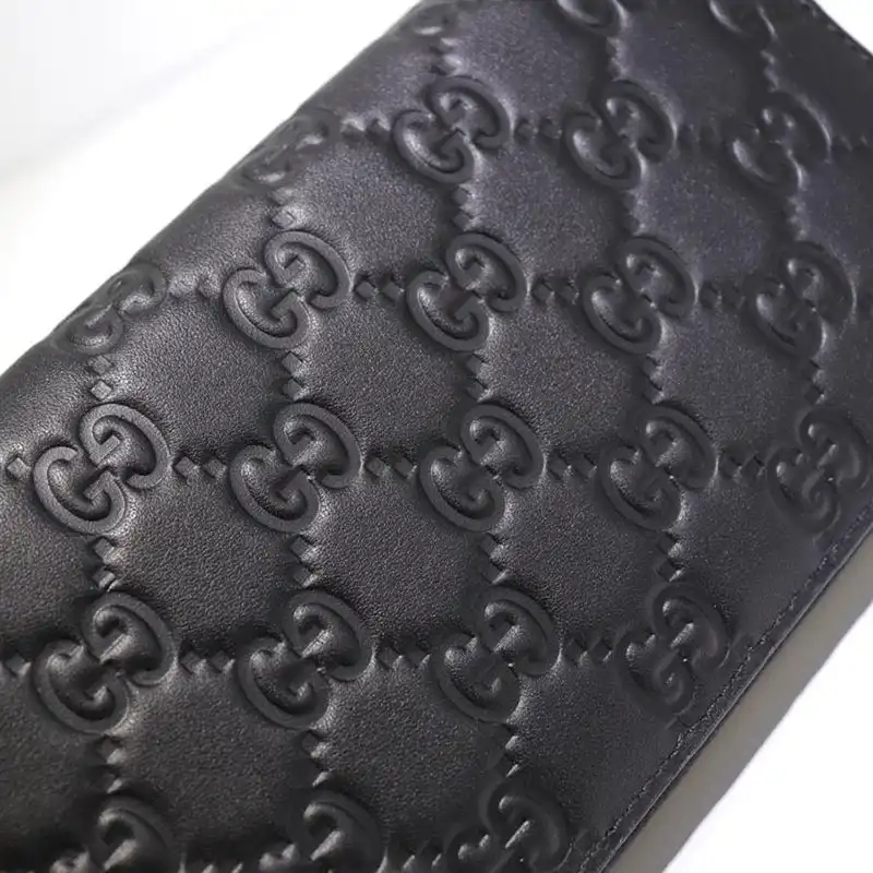 G*u*i brand handbags zip around wallet 1904g0013