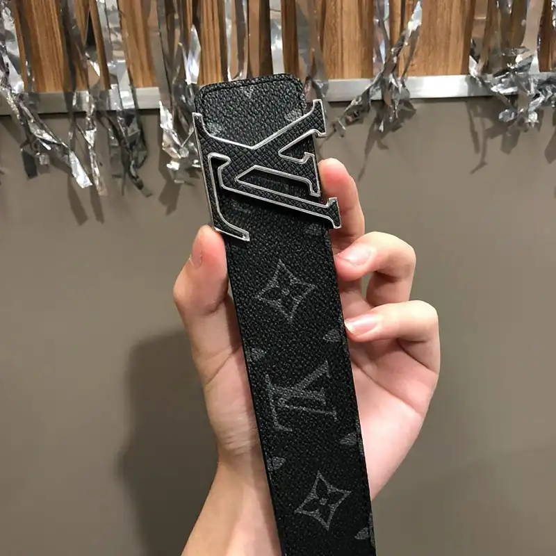 LV s Belte 1907BL0097