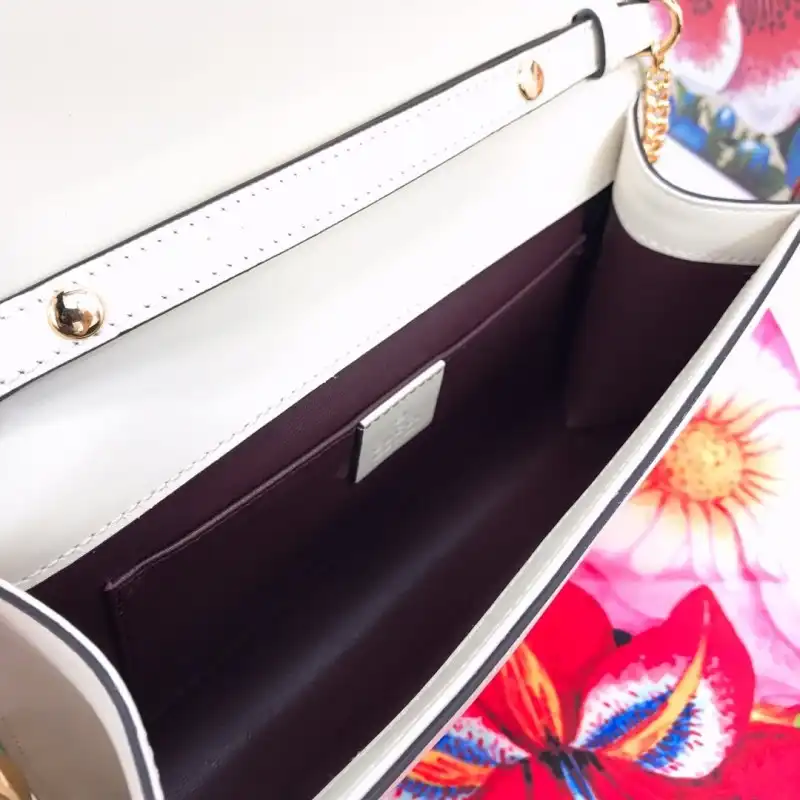 G*u*i bags 19b57b0025