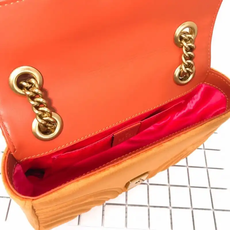 G*u*i bags 19b57g0004