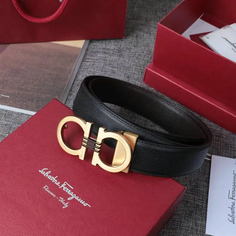 Salvatore Ferragamo s Belte 19xf0090