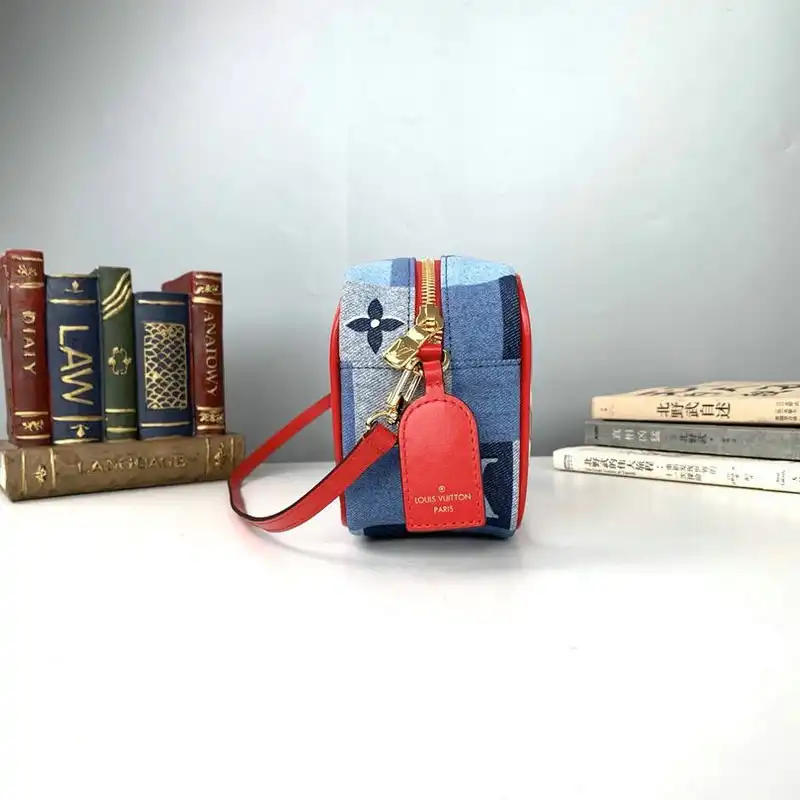 Loewe Bags 20DJ570174