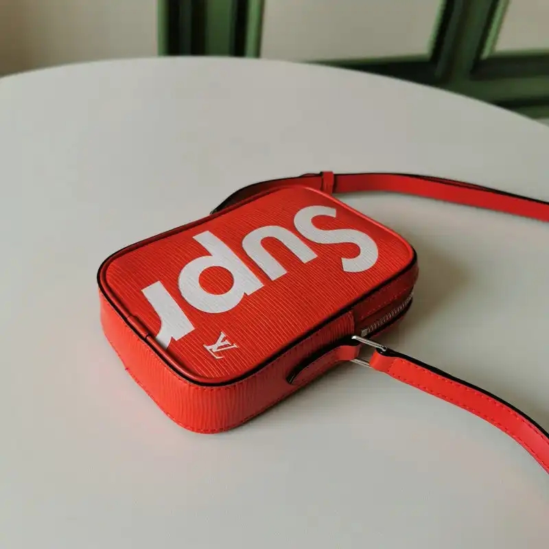 Loewe Bags 20DJ570191