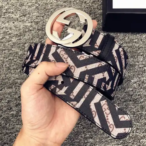 G*u*i s belt 20xia0076