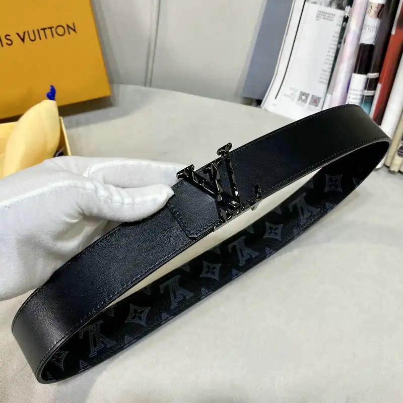 LV Belts 2102SH0064