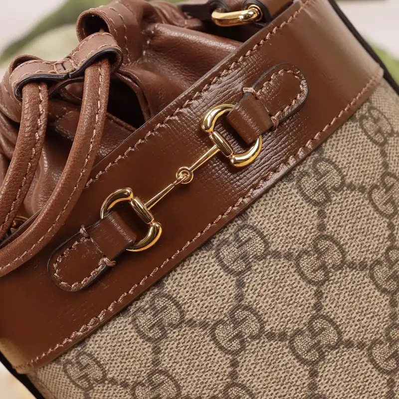 G*u*i s bags 2108dj0072