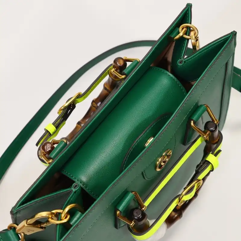 G*u*i s bags 2108dj0080