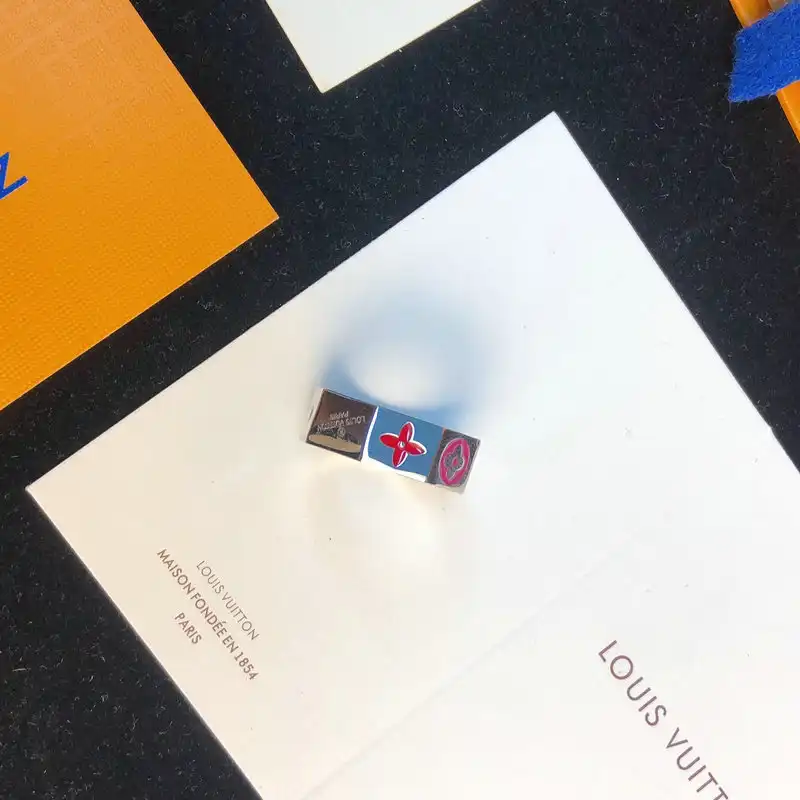 ORNAMENTS Ornament 2108WH0073