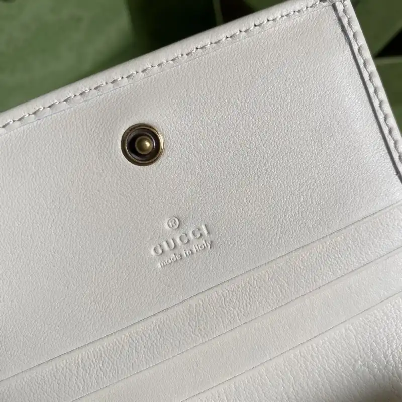 G*u*i s bags 2108ya0066