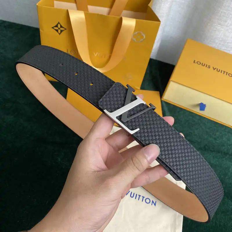 LV Belts 2109XA0025