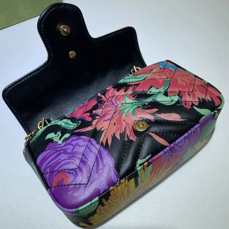 G*u*i bags 2111ya0007