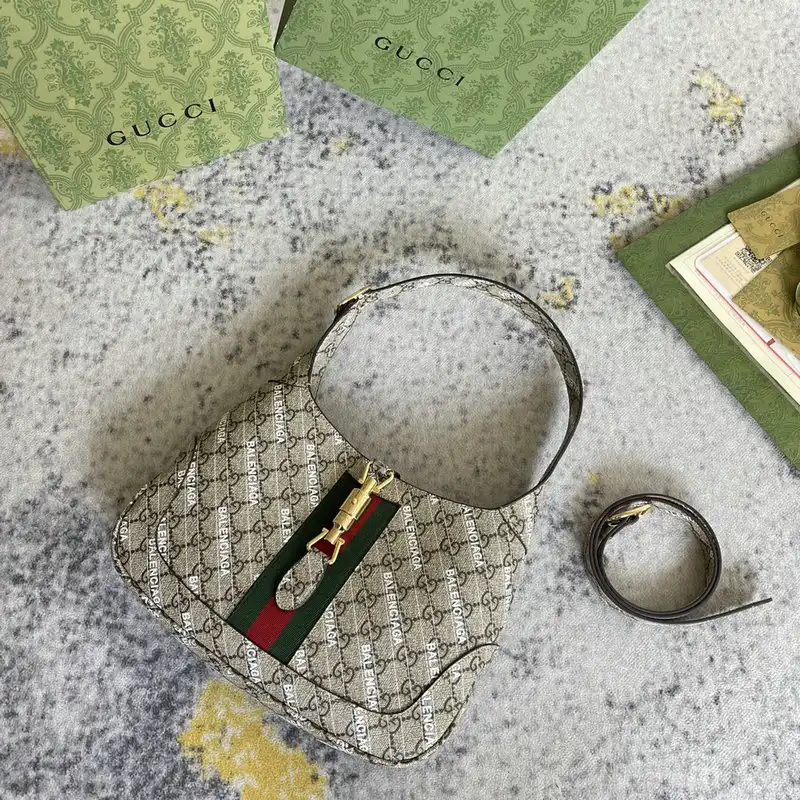 G*u*i bags 2112dj0104