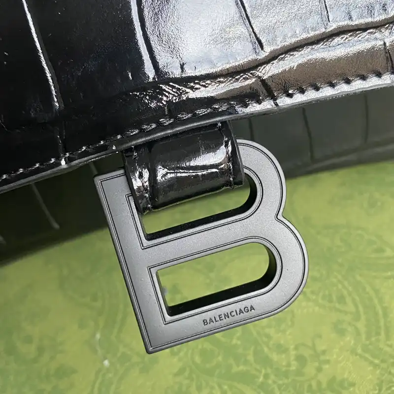 G*u*i bag 2112ya0069