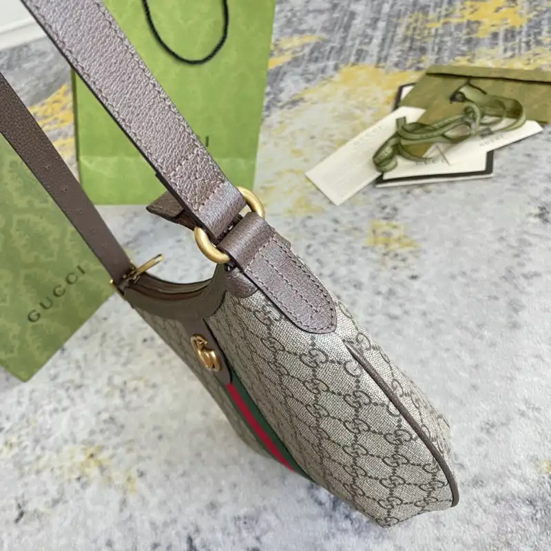 G*u*i bag 2201dj0031