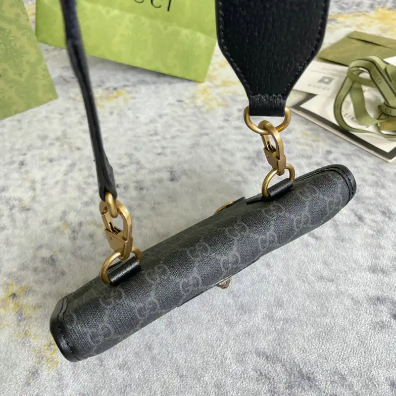 G*u*i bag 2201dj0038