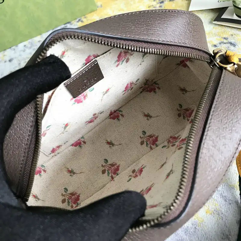 G*u*i bag 2201dj0039