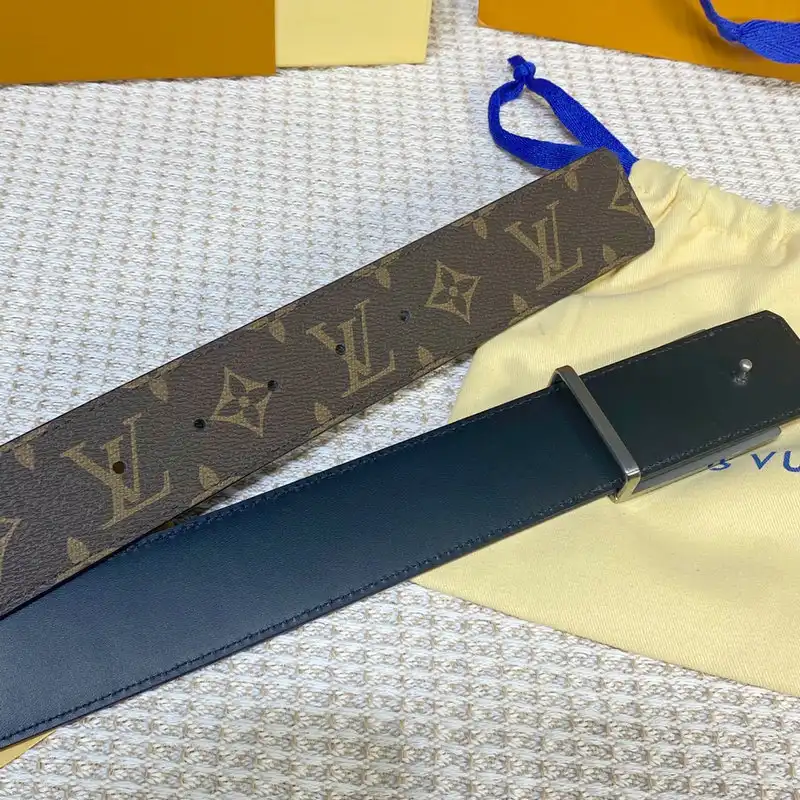 LV Belts 2201XA0085