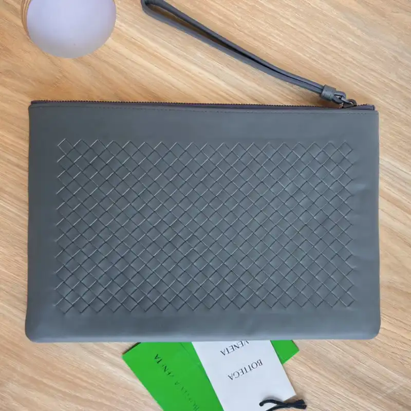 Bottega Veneta Bag 2209SF0129