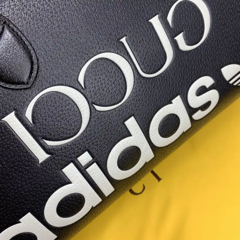 G*u*i bag 2210ya0065