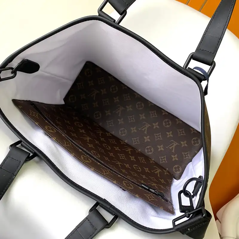 LV Bag 2304DJ0085