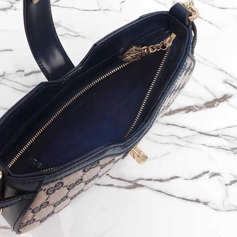 G*u*i bags 2405ya0107