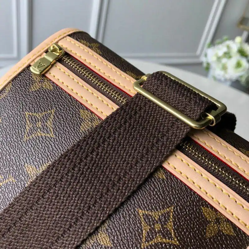 LV Bags 19T1L0302