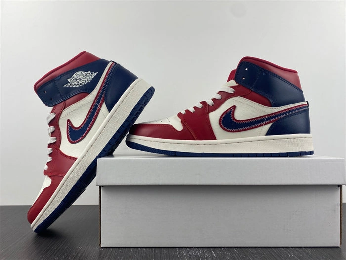 Flexible Air Jordan 1 Mid DZ5485- 3693