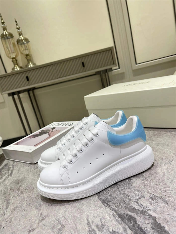 SunProtective Alexander McQueen Oversized 2574