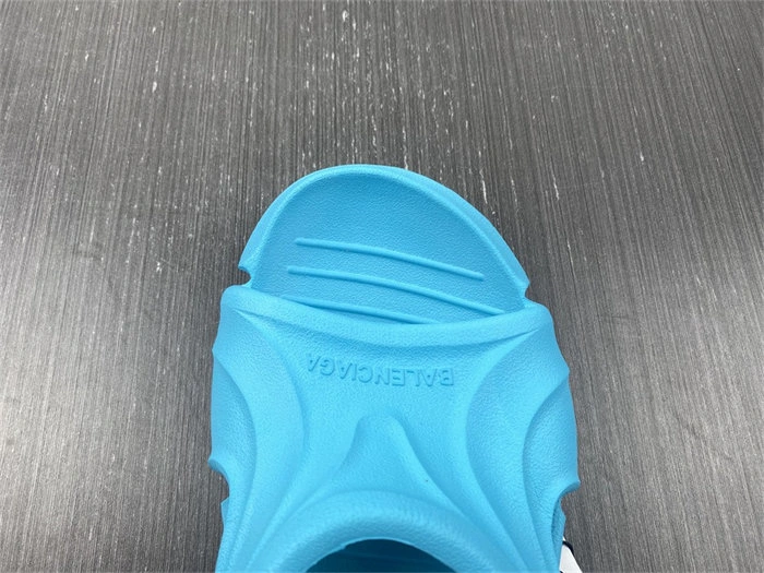 BLCG SLIPPERS SportInspired 5587