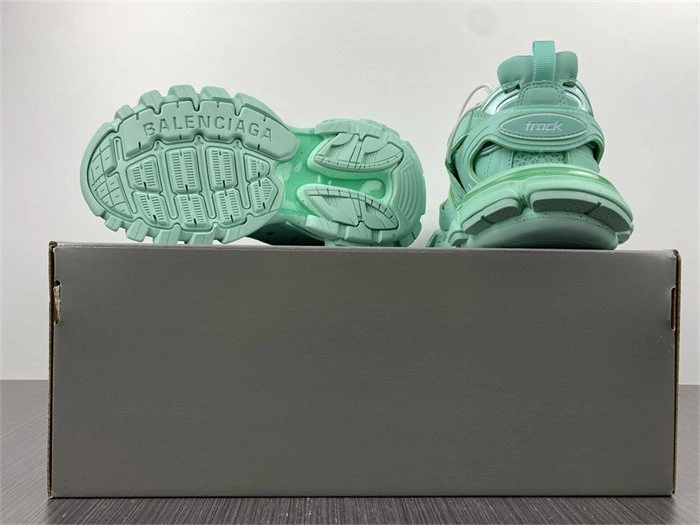 FashionForward BLCG Track Recycled Green  542436 W3FE3 4434