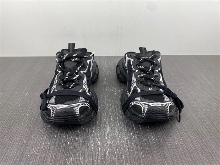 Sporty Balenciaga 742672 W2XL5 4392