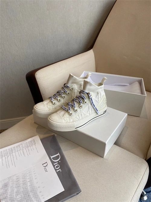 Effortless DR Sneaker 1069