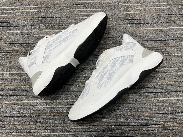 Practical Dior Sneaker 1261