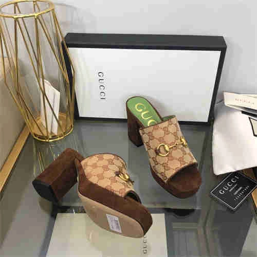 Unique Gocci Slipper 5647