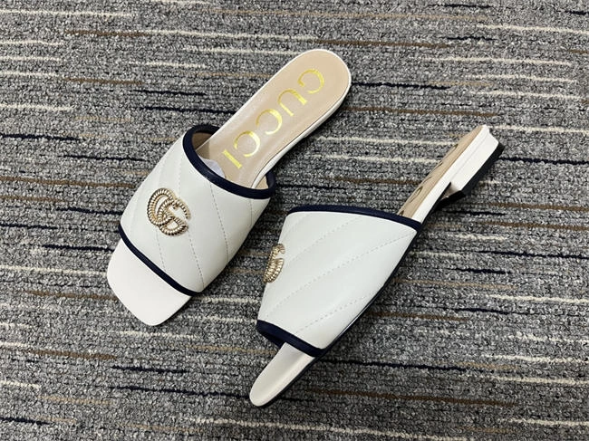 lightweight G*u*i side women 450