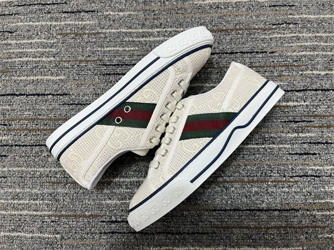 softtouch G*u*i signature slip-on sneaker 297