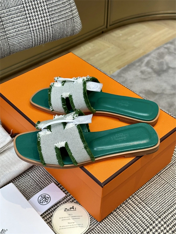 H Slipper Practical 2371