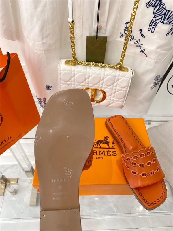 Durable H Slipper 2375