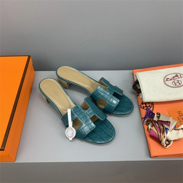 Timeless H Slipper 2385