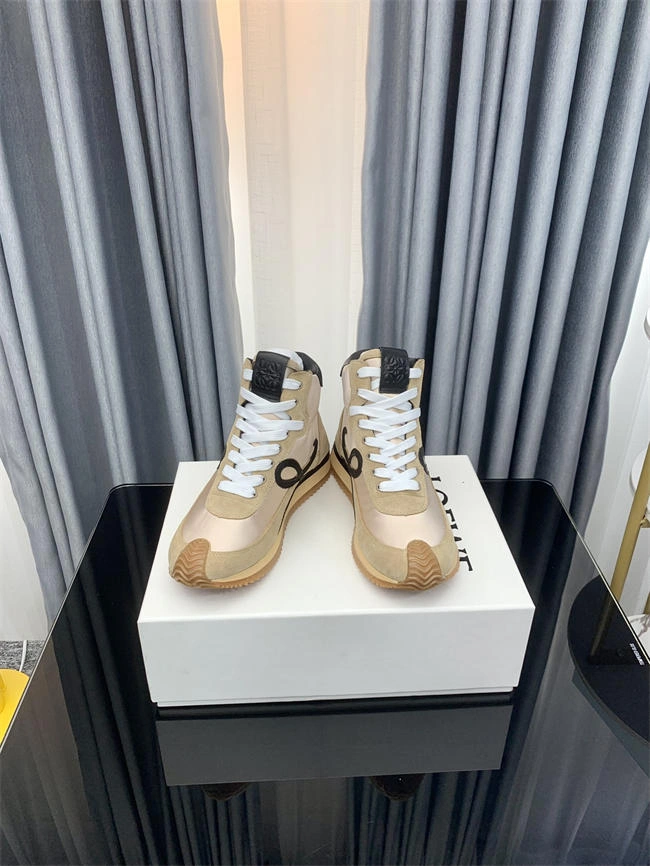 Breathable Loewe Sneaker 2457