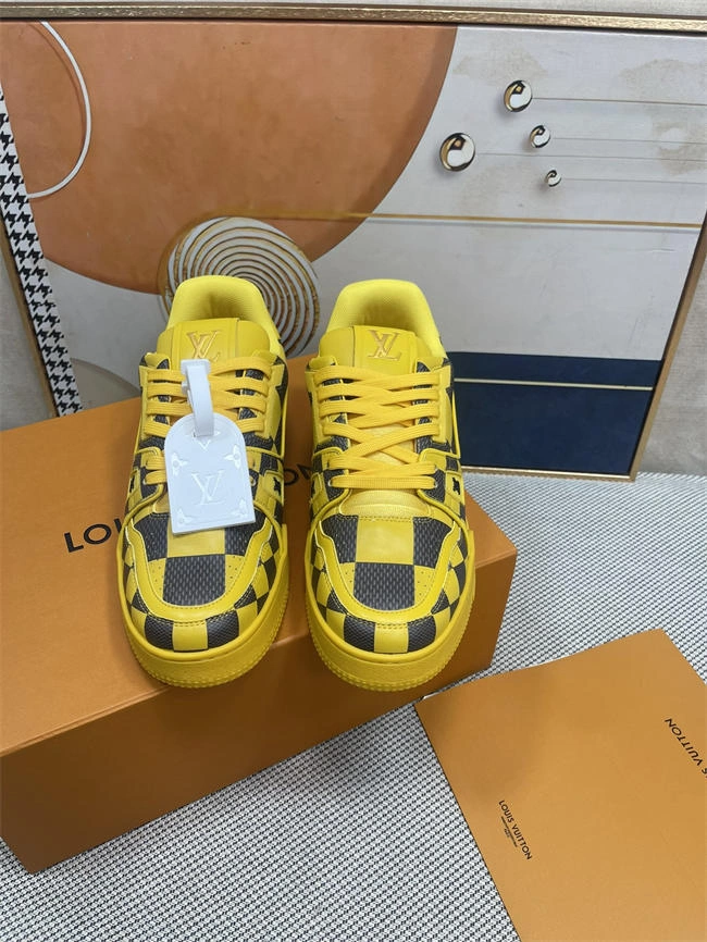 Lv Trainer Sneaker Durable 2097