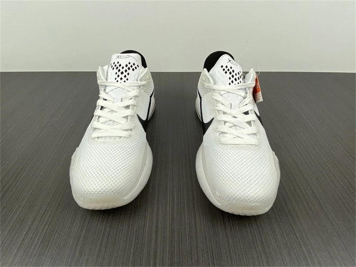 Neat Nike Kobe 10 Fundamentals 705317- 5012