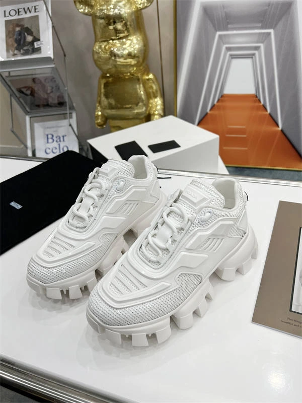 PRADA Comfortable 3226