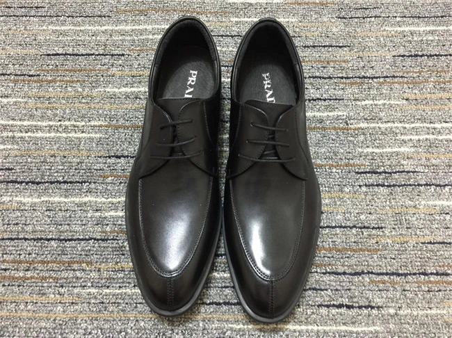 Durable Prada Loafer 3328