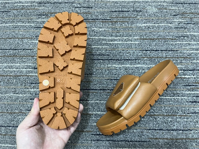 Sophisticated Prada Slipper 3345